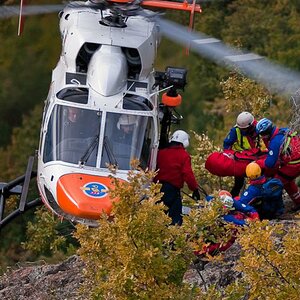 Rettungsübung in Zusammenarbeit mit der Bergrettung des AVS