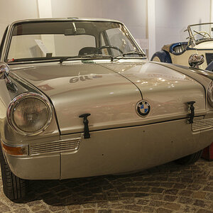 T51X0033-1.JPG