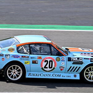 20 Datsun 240Z (S30) im Gulf-Design