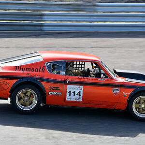 114 PLYMOUTH Barracuda S