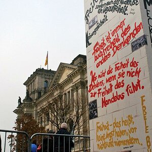 Domino Day Reichstag00000