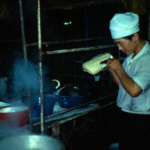 China1992 abfotografiert vom Dia mit Kenko Macrokonverter und 1:1,2-55 bei Blende 4