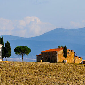 2009 10 05 Kapelle bei Pienza 001 PS pano