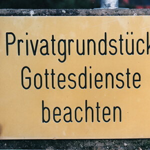 Schild Privatgrund Größe ändern