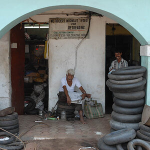 Tire dealer (Panaji)