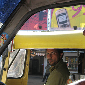 On the road to Hampi (Karnataka)