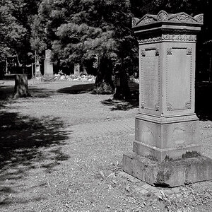 Alter Friedhof 9