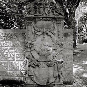 Alter Friedhof 11