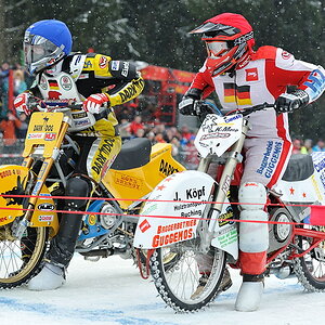 04 20100106 133346 eisspeedway