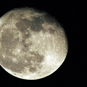 Mond mit 1000er Russentonne und TC14