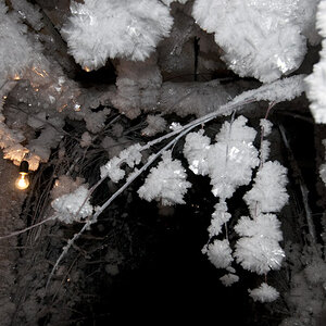 Eiskristalle im Permafrostboden von Tomtor