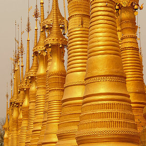 Stupas
(6557)