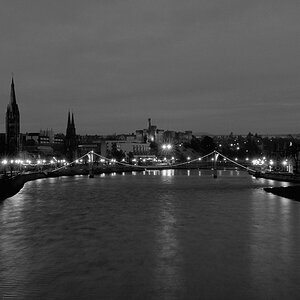 20090101 002 bw