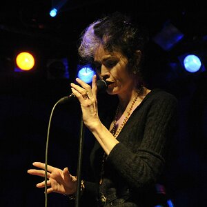 Alannah Myles ("Black Velvet") trat nach zehn Jahren endlich wieder im Nürnberger "Hirsch" auf.