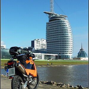 KTM01