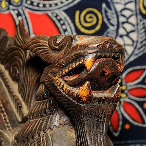 Drache [Kopf (2)] - Myanmar, Holz, handgeschnitzt - ca. 17. Jahrhundert