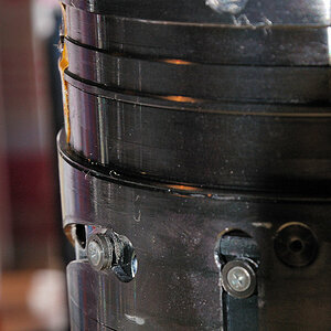 SIGMA AF 120-300mm f/2.8 D APO HSM für Nikon mit Sturzschaden.