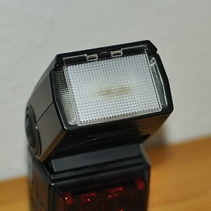 SB-600 2