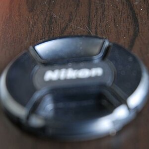 Nikkor 18-70mm nah  (ca. 50mm)=>  unscharf
