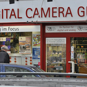 70mm Nikon 18-105