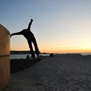 Helgoland, Freund der Familie zum Sprungfoto aufgefordert