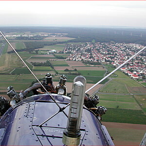 Fw 44 Stieglitz "D-EMIL", Landeanflug