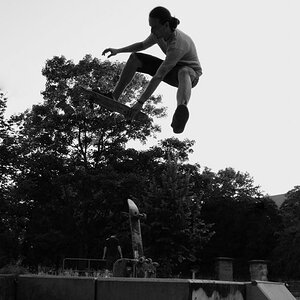 Skatejump