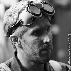 Dresden-Breslau Rallye 2010
nächtliche Reparaturen im Camp