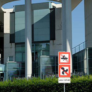 schild JKK 8037