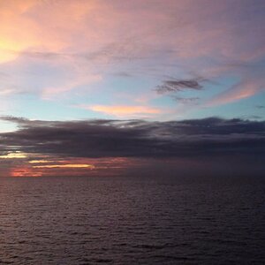 Bild005 - Sonnenuntergang bei den Seychellen