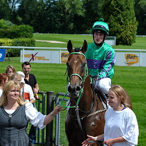 20100815 133609 galopprennen 07