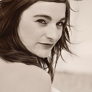 NF woman09