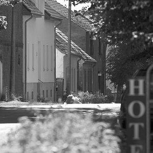 20080617 9793 [D200]   F5.6 180.00mm