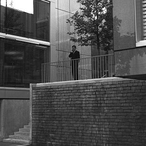 tiefbr.018.(2)

Nikon F3, Nikkor 50mm 1,4 Ai
Fuji Acros100 in Ilfosol3 (Verarbeitung nach Datenblatt)