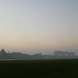 Koeln, Rheinauhafen im Nebel