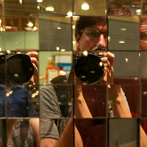 Selbstportrait (Spiegelmosaik)