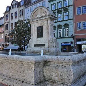 Kamera: D700
Brennweite: 28 mm
Blende: F7.1
Belichtungszeit: 1/400
ISO-Wert: 200