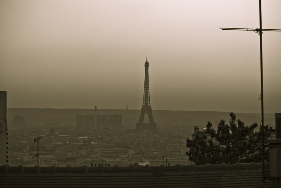 Über den Dächern von Paris