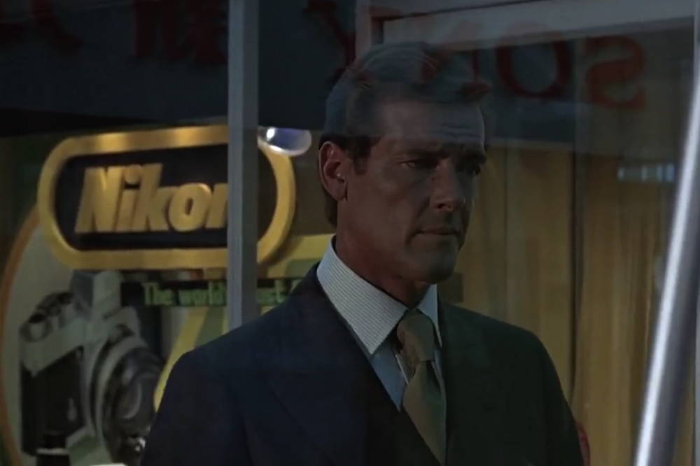 007 Nikon 1