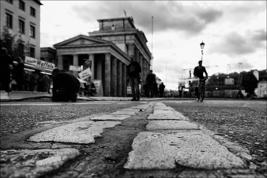 01 Mauermarkierung - Berlin 09-2012