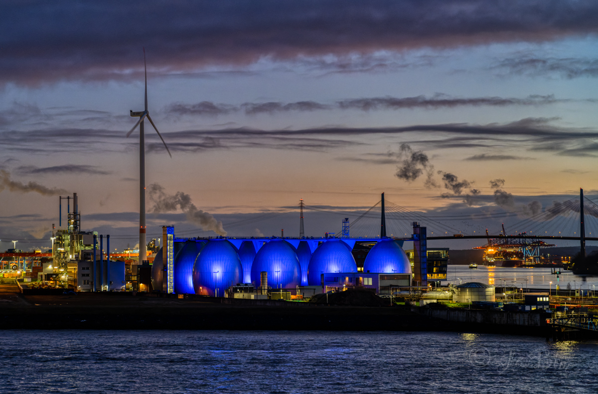 02-Hamburg.jpg