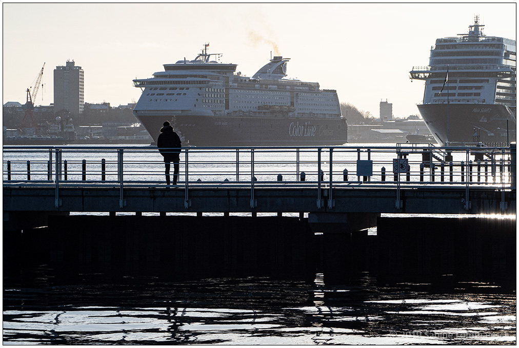 027 Kiel - Schiffegucken an der Kiellinie