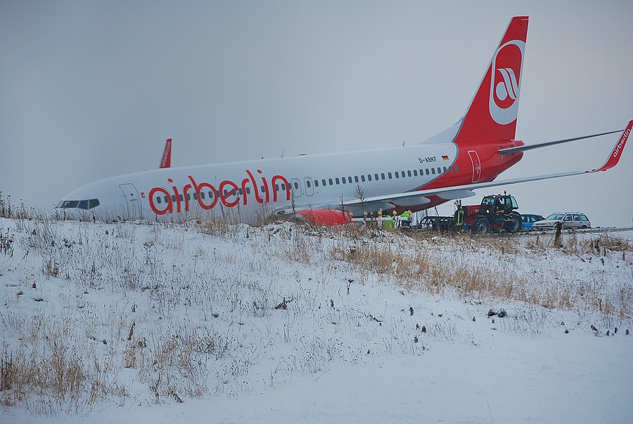 03.01.2010 Flughafen Dortmund Air Berlin 012