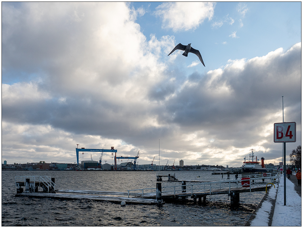 054 Blick über die Kieler Innenförde