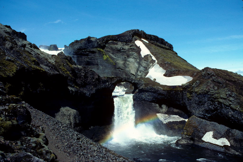 061 Island 1982