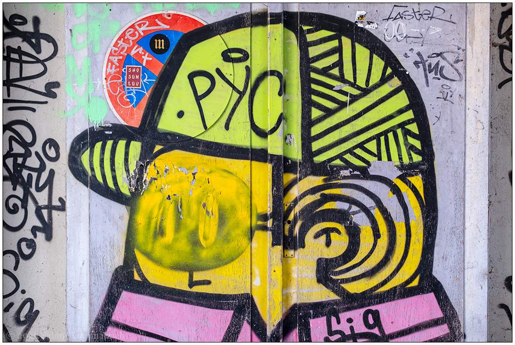 074 Fotospaziergang – Graffiti PYC