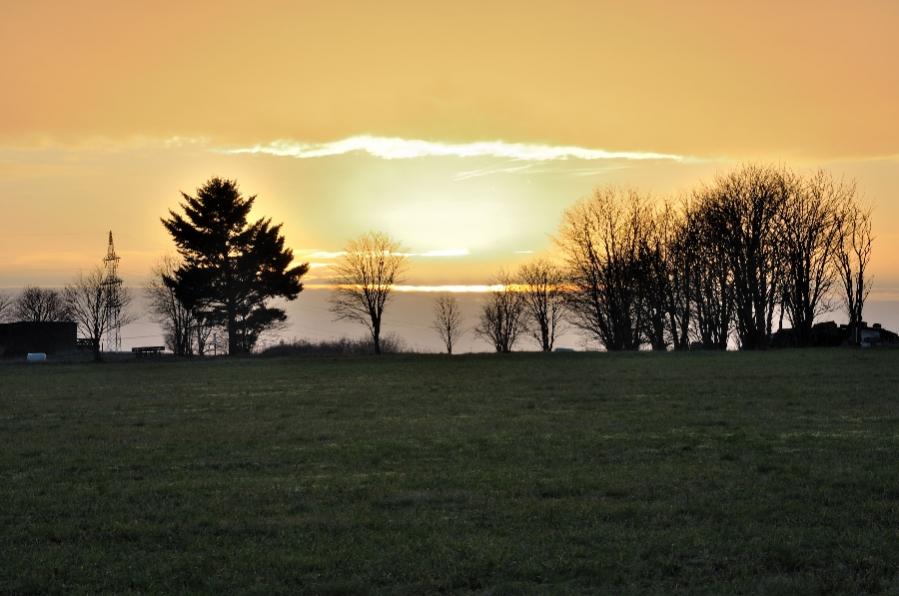 085 Sonnenuntergang oberhalb Steinbach