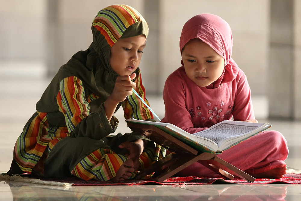 11 06 04Istiqlal0281
