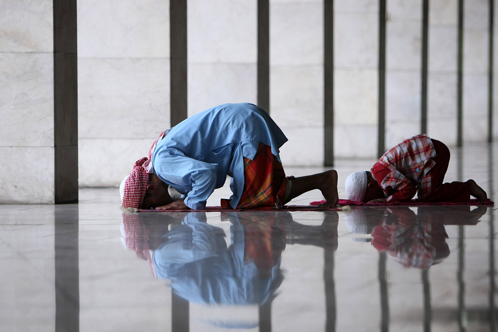 11 06 04Istiqlal0440