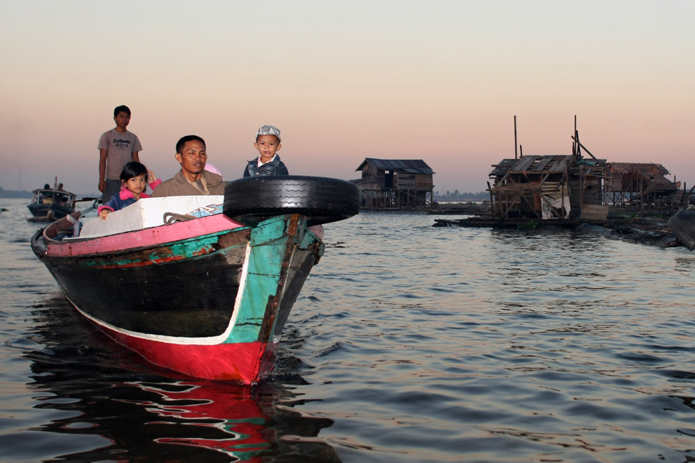 11 06 12Borneo000065